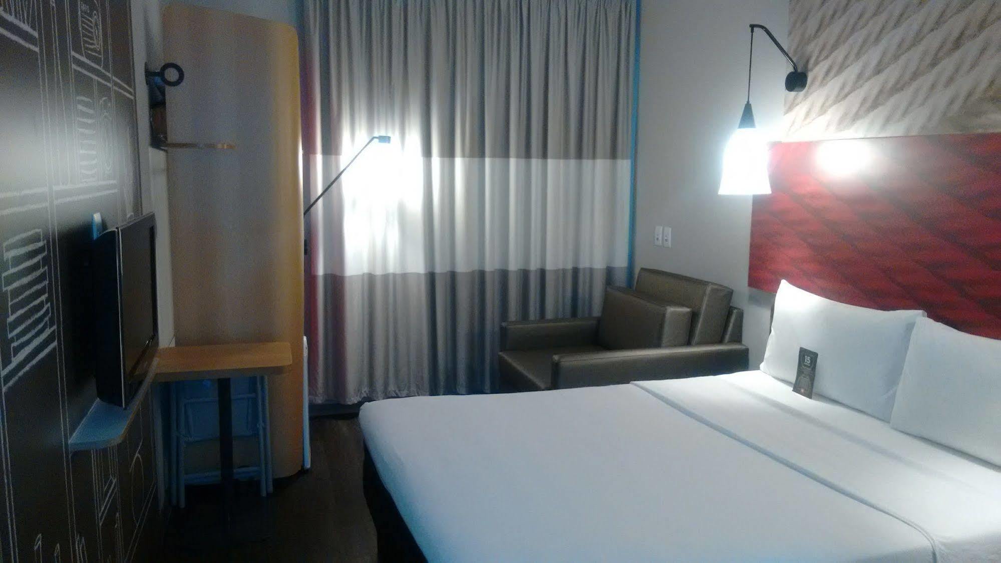 ibis Navegantes Itajai Hotel Bagian luar foto